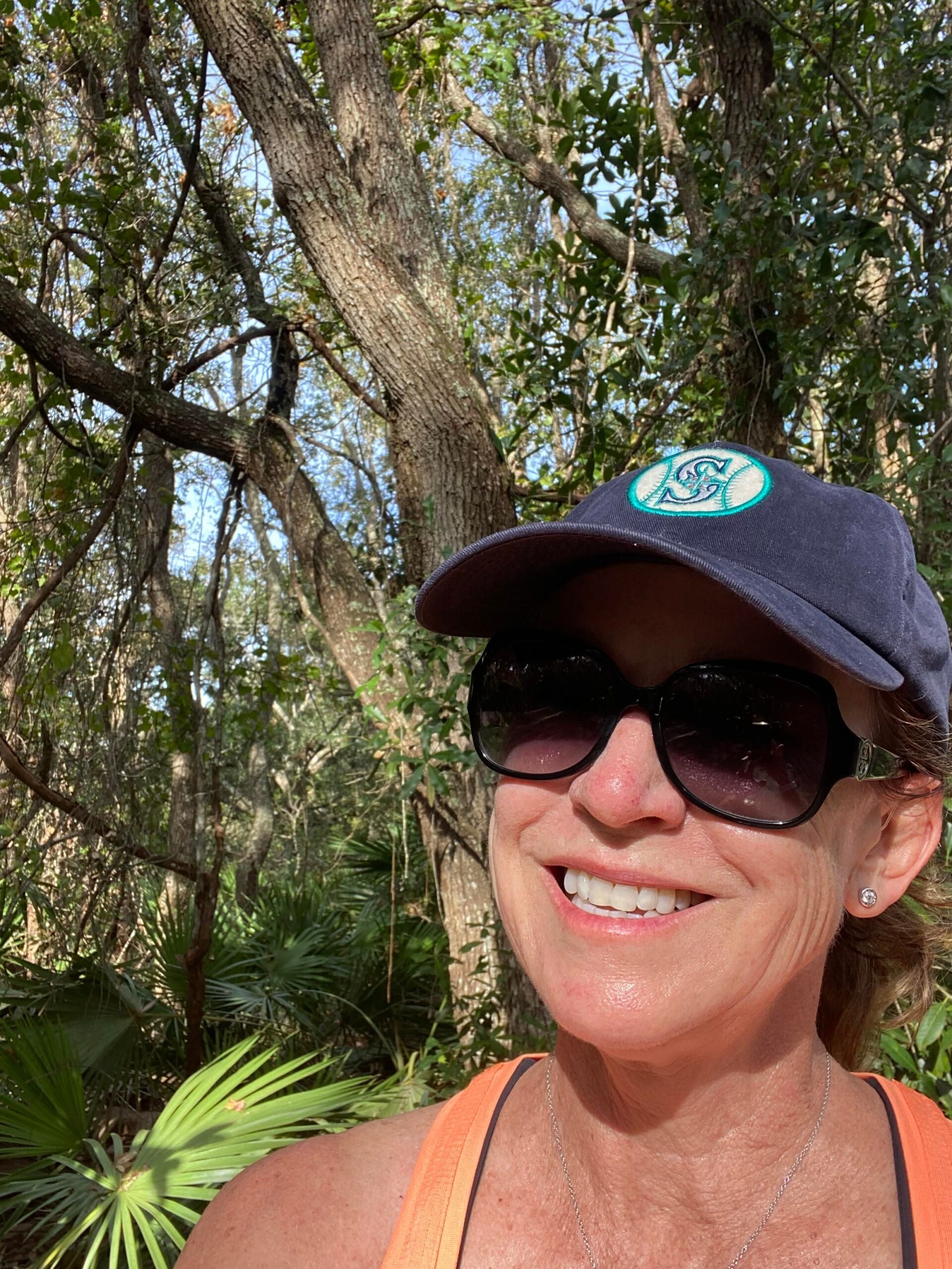 [City/Town] Says Goodbye To Carolyn Elmore - j171ca5